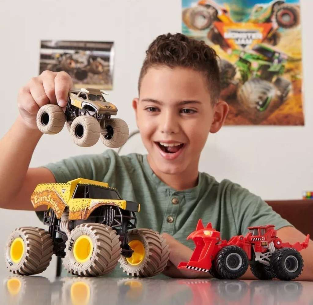 Monster Jam Shake N' Quake Monster Trucks-Pack of 3 (Free Click & Collect)